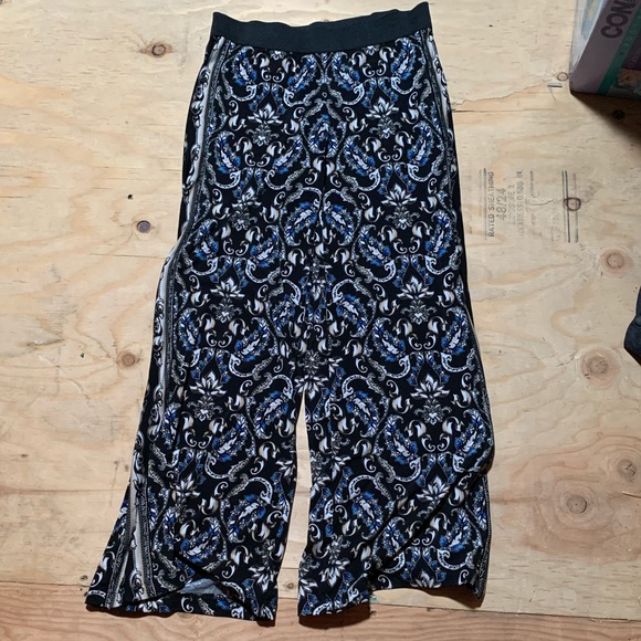 WHBM Flowy Pants - Picture 1 of 3